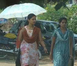 high temperatures Wednesday included Sambalpur (44.5 degrees)