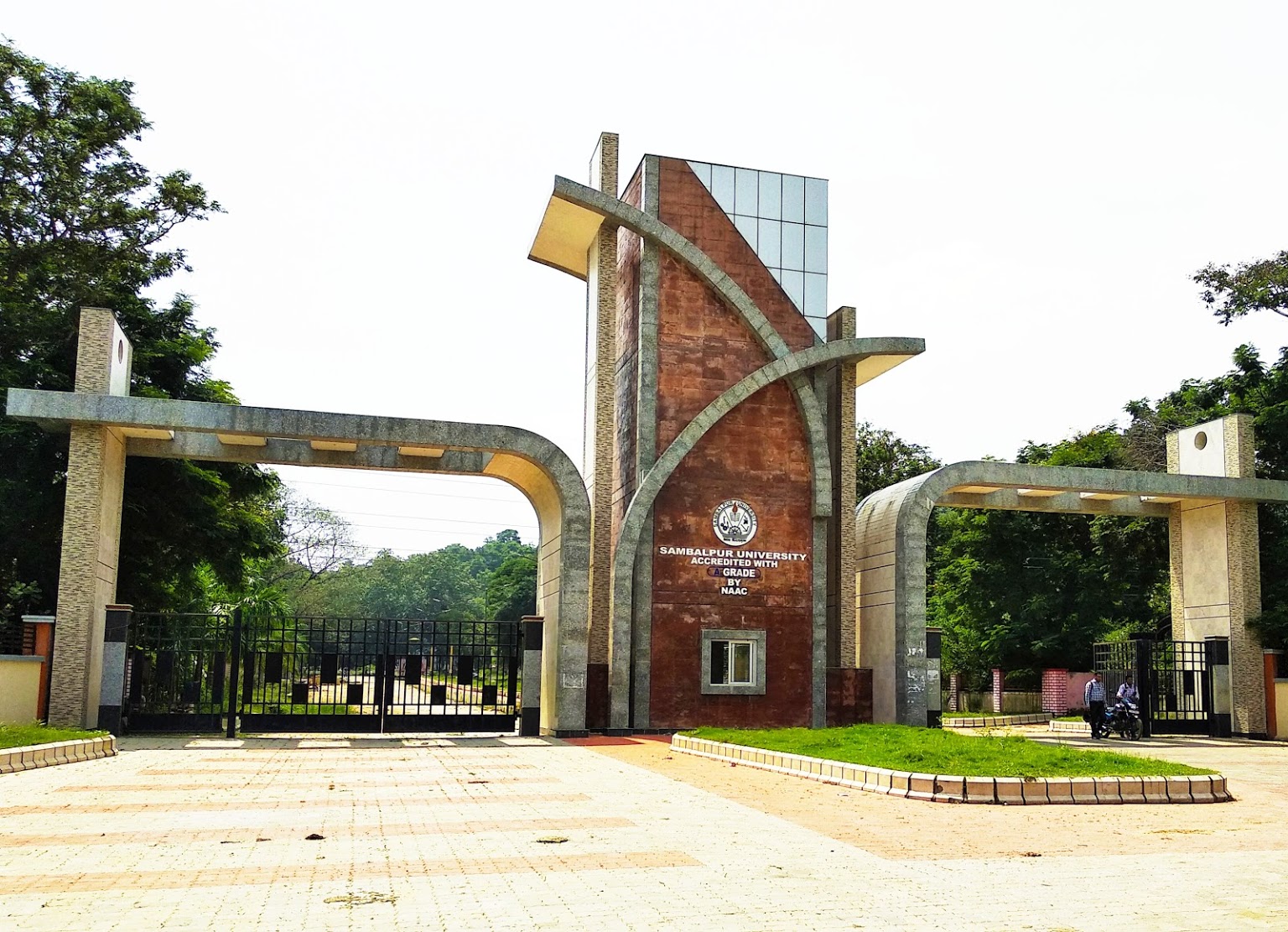 Sambalpur Varsity Gets New VC